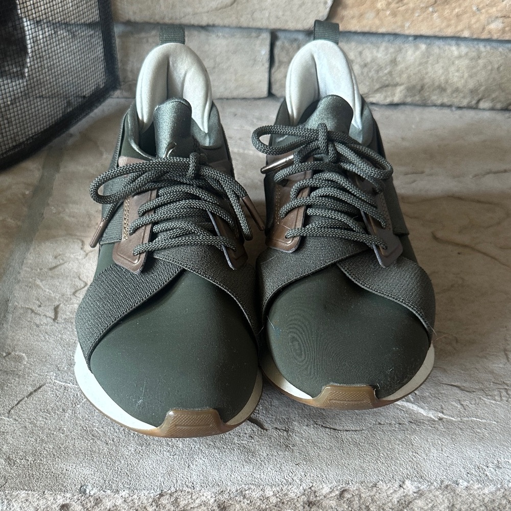 Puma Olive Green Women's Sneakers